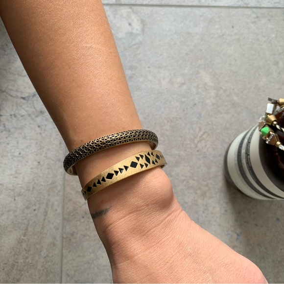 Madewell Adjustable Bracelet - Picture 6 of 7